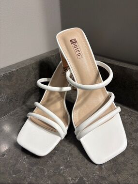 IDIFU White Triple-Strap Square-Toe Heeled Sandals
